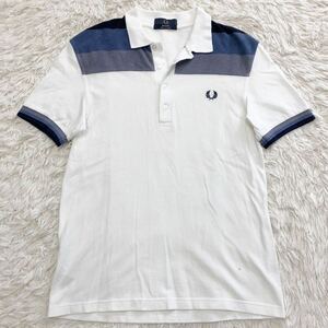 フレッドペリー【夏の主役】FREDPERRY ポロシャツ 半袖 ホワイト系 ロゴ刺繍 鹿の子 お洒落 好配色 春夏◎ Mサイズ