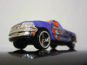 HOT WHEELS 1997 FORD F-150 2001 5ギフトパックアイテム ASPHALT ASSAULT 1997 フォード F-150 ストック バージョン マイケル コリンズ