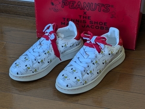 新品MARC JACOBS×PEANUTSスヌーピー レザースニーカー24㎝