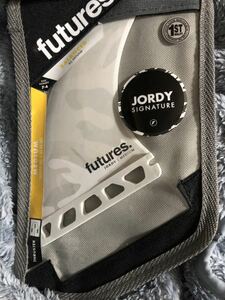 フィン フューチャーフィン ミディアム　JORDY 3フィン　定価20680円　新品　送料込み