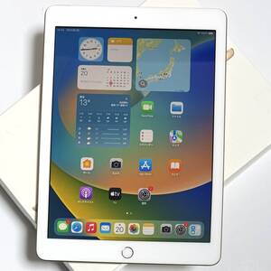 Apple SIMフリー iPad (第5世代) ゴールド 32GB MPG42J/A Wi-Fi+Cellular バッテリー最大容量99% アクティベーションロック解除済