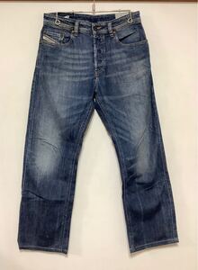 Z-1305 DIESEL ディーゼル LARKEE-RELAXED デニムパンツ W30 ユーズド加工 ジーンズ ジーパン 