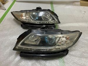 S8129 中古良品 HONDA ホンダ純正 CR-Z ZF1 ZF2 ヘッドライト 左右セット HID クリアレンズ ヘッドレンズ 1台分 割れ、耳折る無し