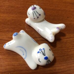 〈送料無料〉箸置き ねこ 猫 ネコ 愛猫家 青 紫 パープル ブルー 箸置 はしおき