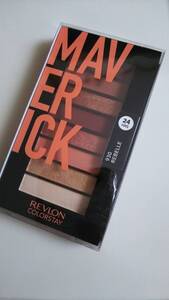 新品 REVLON レブロン カラーステイ ルックス ブック パレット 930