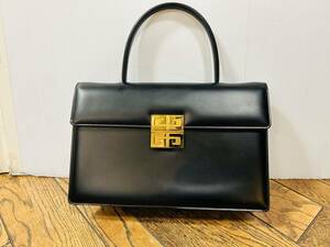 A3203 ジバンシイ GIVENCHY◆高級 ハンド バッグ ブラック ゴールド金具 和装にも　美品