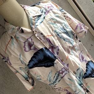 U.S Used Vintage Clothing Aloha Shirt Corsaire アメリカ古着 ビンテージ アロハシャツ コルセア F size 白系 花柄 ココナッツボタン