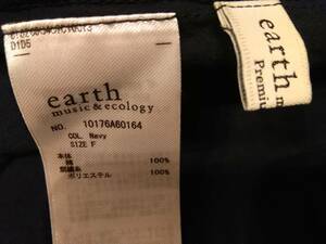 アースミュージック&エコロジー　earth music&ecology　オフショルダー対応　刺繍デザイン　フレア　半袖 　カットソー　F　ネイビー　紺