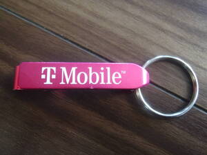 ◆新品U.S.限定ティーモバイル【T-Mobile】輸入ボトルオープナー Keychain限定出品◆