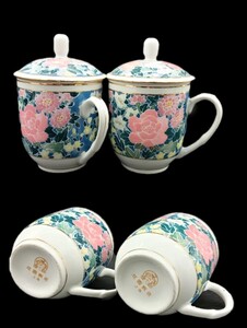 【A1141】景徳鎮瓷 金彩色絵 牡丹 蓋付 マグカップ 茶道具 煎茶道具 茶器 湯呑 唐物 上海花園飯店 CHINA 時代品 2客 傷あり 