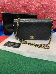 CHANEL シャネル マトラッセ チェーンショルダーバッグ ラムスキン　黒　シール　カード　箱有　チェーン108センチ　