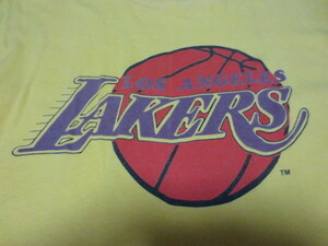 ８０’ｓ　ＭＡＤＥ　ＩＮ　ＵＳＡ　ＬＯＳ　ＡＮＧＥＬＥＳ　ＬＡＫＥＲＳ　ロスアンゼルス　レイカーズ半袖プリントティーシャツ　M