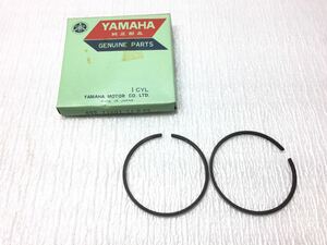 7308 ヤマハ YZ80B ピストンリング 0.25オーバーサイズ 純正 新品 492-11601-11 撮影の為 開封しました。