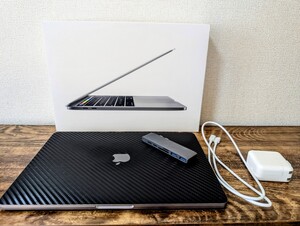 美品 Apple Mac Book Pro 2016 モデル Core i7 3.3GHz/13.3インチ/16GB/513GB/Touch Bar USキーボード