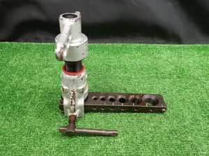 中古品 TASCO タスコ 1/4-3/4 6穴 R410A 兼用 フレアリングツール