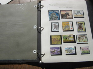 VOSTOK POSTAGE　世界各国の馬、シマウマ、バク、サイを描いた切手STAMP ALBUM　71 