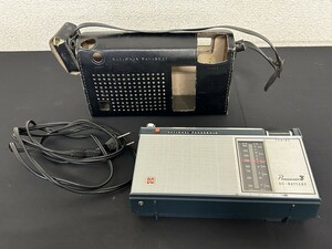 A2　National Panasonic　ナショナル パナソニック　R-205D　ラジオ　アンティーク　オーディオ機器　通電確認済み　ケース付き　現状品