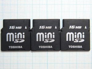 ★TOSHIBA miniSDメモリーカード １６ＭＢ ３枚 中古★送料６３円～