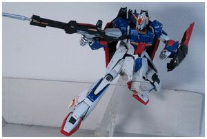 機動戦士Ｚガンダム　MG　1/100　Ｚガンダムver.Ka　塗装完成品