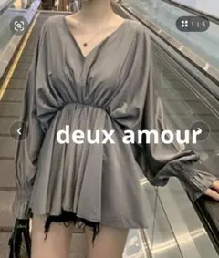 deux amour　Vネックバタフライミニワンピース　チュニック　フリーサイズ