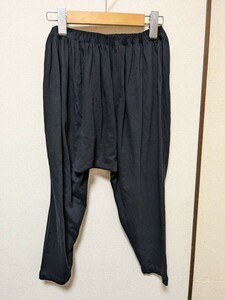 黒 パンツ ブラック サルエルパンツ　130 キッズ　acchiapqarello