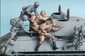 タンクモデル T-35011 1/35 ロシア 自動車化狙撃兵 #3 夏 1943-45 2体