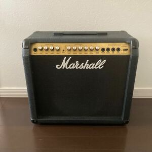 ポットすべて交換済み　イギリス製Marshall VALVESTATE 8040 Model マーシャル アンプ