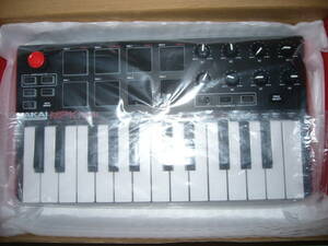 Akai Professional　MPK MINI　中古