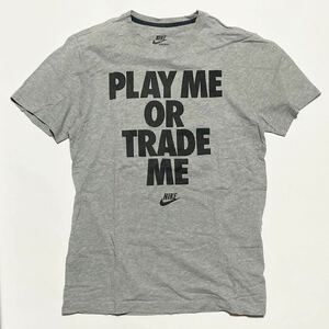 NIKE ☆ メッセージ プリント Tシャツ 半袖 グレー L ランニング トレーニング スポーツ バスケットボール 人気 ナイキ■SAP10