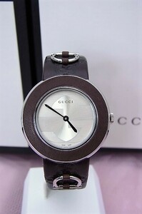 GUCCI グッチ Uプレイ 腕時計 クォーツ 129.4 グッチシマ YA129404 こげ茶　美品