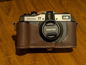 【制作数に限りあり】Pentax17用 ハンドメイドボディケース チョコブラウン レザークラフト フィルムカメラ 貼革 ストラップ環付き