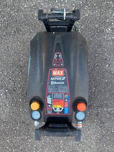 【中古品】MAX(マックス) 高圧エアコンプレッサ AK-HL1270E2 ブラック ※エア充電まで約6分 / ITEMUQYK6GRG