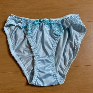 ショーツ パンティ 下着 水色 サテン 光沢 レース 花柄 リボン かわいい お気に入り つるつる てろてろ 21-27