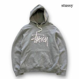 【stussy】ステューシー サガラ刺繍 スウェットパーカー フード刺繍 プルオーバー Hooded 立体センターロゴ STUSSY オーバーサイズ (L)