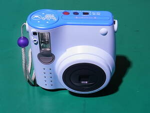 ■■FUJIFILM 富士フイルム インスタントカメラ チェキ cheki　PockePi TAKARA かなり古い物でたしか壊れていると思います！ ジャンク品