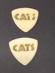 原宿ビリオンダラーズ「CATS」蓄光トライアングル型ギターピックセット　GOLD999.9