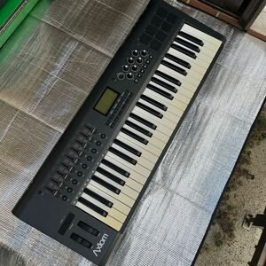 M-audio Axiom Pro 49 MIDIキーボード　未チェックのジャンク扱い　ツマミ1個破損有　本体のみ　鍵盤色焼け有