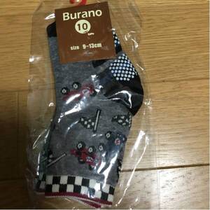 新品未使用　Burano レーサーカー柄靴下 9～13cm