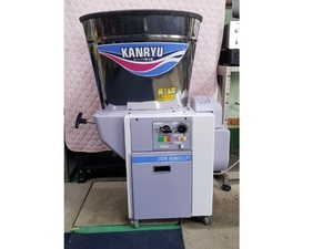 カンリウ RE330F 精米機 循環式精米機 籾 20kg 玄米 30kg 100V 50/60Hz キャスター付き