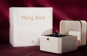 Magic Ring Box (White) by TCC