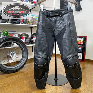 定価9万☆KUSHITANI クシタニ K-1052 ネクサスコンプリートパンツ 牛革 レザーパンツ ブラック/M 日本製 専用ハンガーとバッグ付属