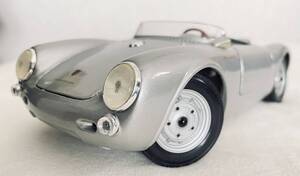 1/18 PORSCHE 550A SPYDER ポルシェ550Aスパイダー　シルバー　ミニカー　MAISTO ほぼ未使用　