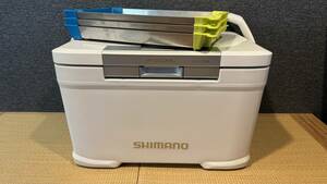  【中古美品】シマノ (Shimano) NF-230U ピュアホワイト FIXCEL LIMITED 300 ［フィクセル リミテッド 300］＆ 冷えキントレー3枚セットS