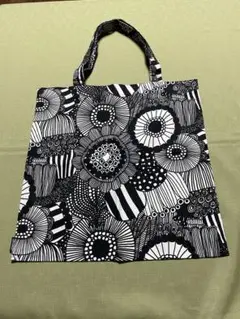 marimekko エコバッグ 花柄 白黒