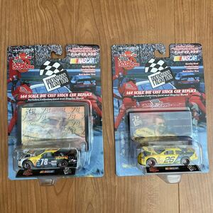 1999 Racing Champions レーシング チャンピオン Presspass NASCAR フォード トーラス 1/64 ミニカー 2台 ナスカー アメ車 レースカーFord