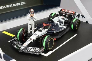 GP World特注 スパークモデル 1/43 スクーデリア アルファタウリ AT04 2023 F1 サウジアラビアGP #21 N-D.フリース フィギュア付　66