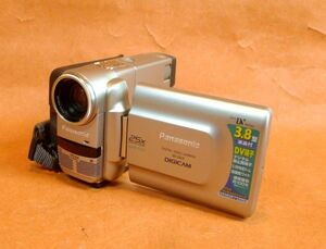 l241 ジャンク Panasonic NV-DS5 デジタルビデオカメラ 破損個所あり サイズ：約 幅7.5×高さ9×奥行7ｃｍ /60