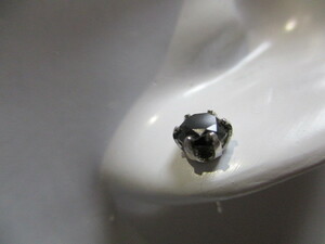 特大 サイズ 天然 ブラック ダイヤモンド 黒 ダイヤ プラチナ 台 ピアス ★ 0.5ct Round brilliant cut 1点 デザイン フル オーダーメイド