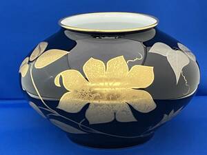 大倉陶園 OKURA 瑠璃金蝕鉄線柄 花瓶