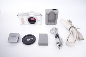 【美品】オリンパス OLYMPUS ミラーレス一眼 E-PL8 ボディー ホワイト 【D01029A】